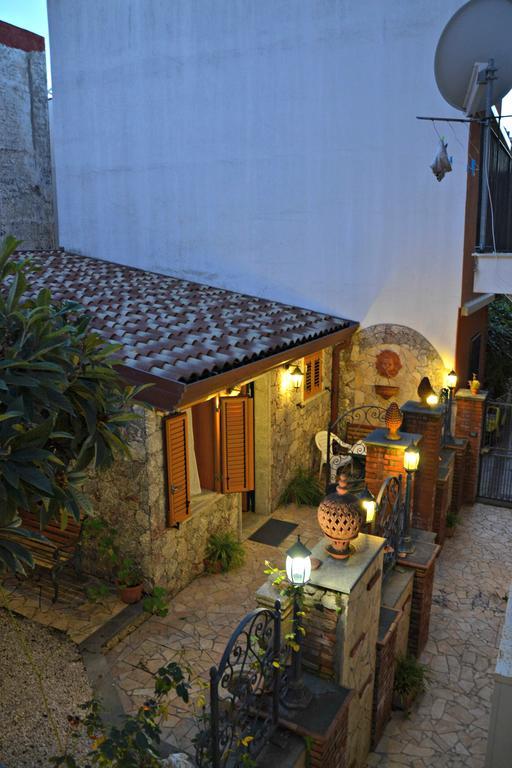 Giardino Del Sole Apartment Taormina Luaran gambar
