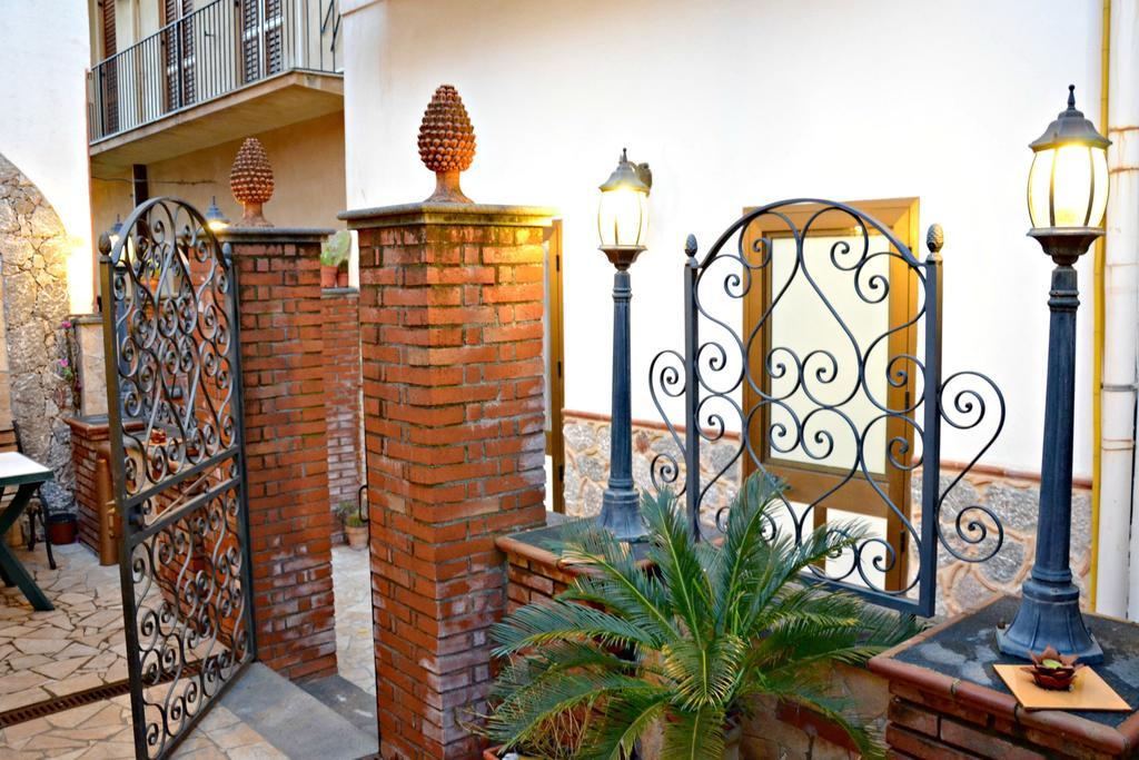 Giardino Del Sole Apartment Taormina Luaran gambar