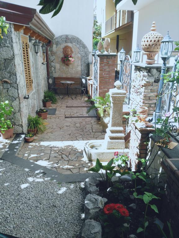 Giardino Del Sole Apartment Taormina Luaran gambar