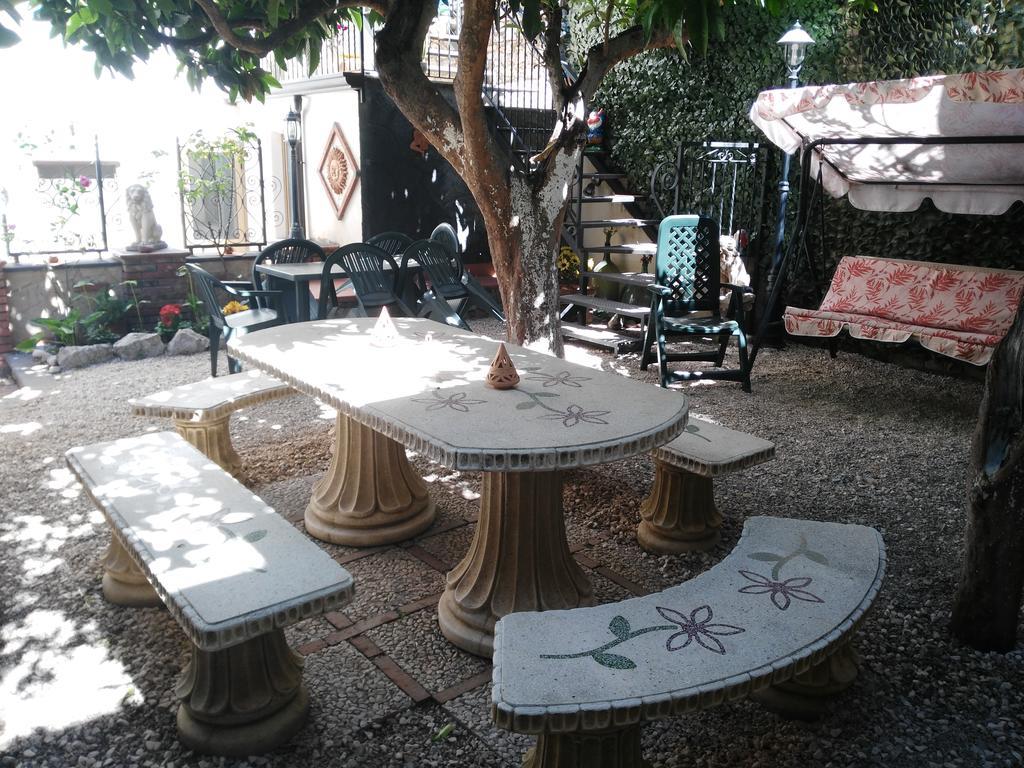Giardino Del Sole Apartment Taormina Luaran gambar